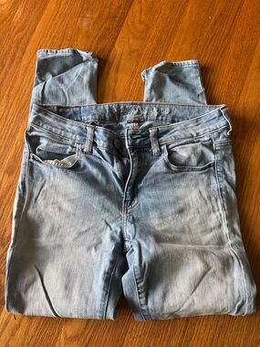 Women’s American Eagle Light Wash Denim Jeggings